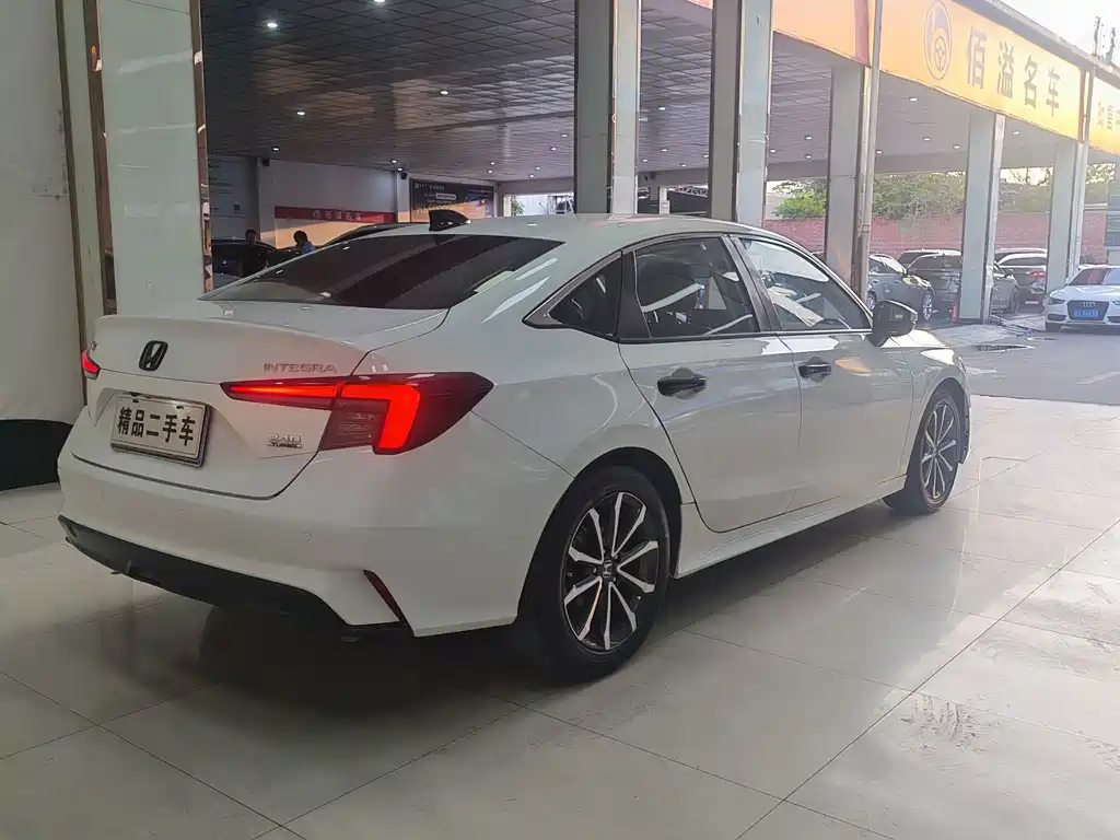 Honda Integra — миниатюра 7