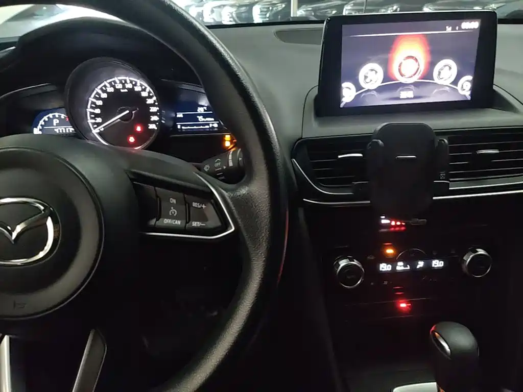 Mazda CX-4 — миниатюра 10
