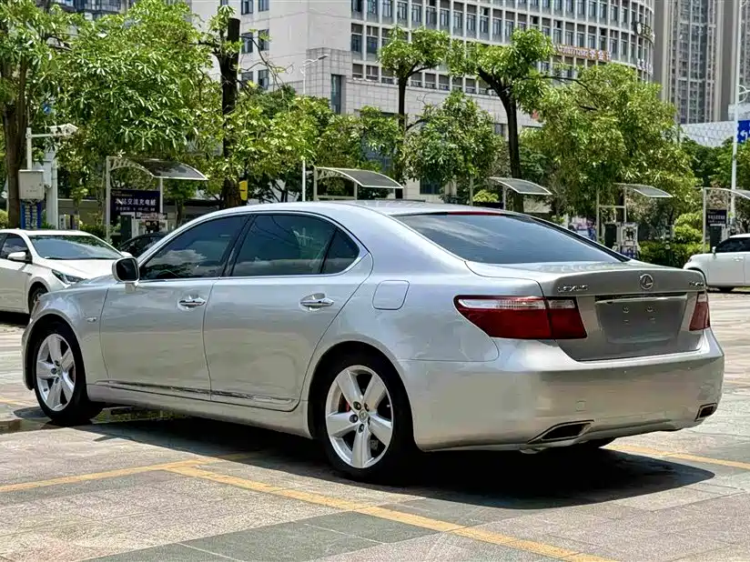 Lexus LS 2006 460L Luxury