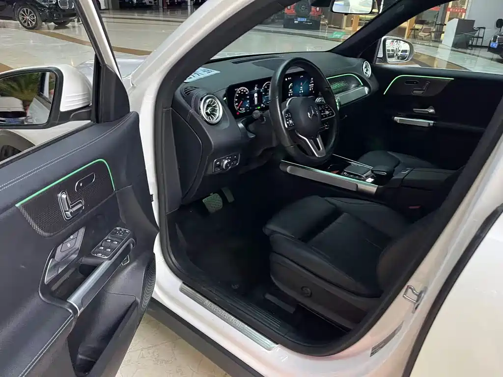Mercedes-Benz EQB — миниатюра 4