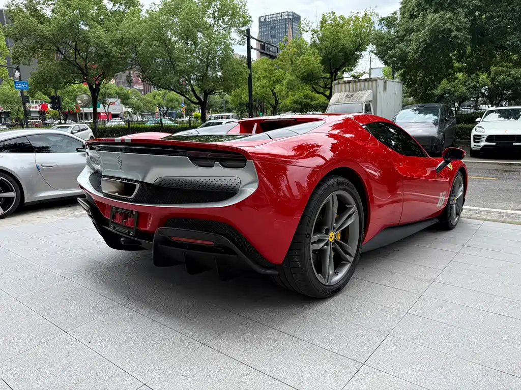 Ferrari 296 2022 3.0T V6 GTS