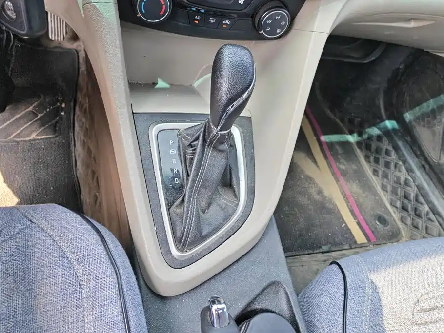 Buick Excelle — миниатюра 16