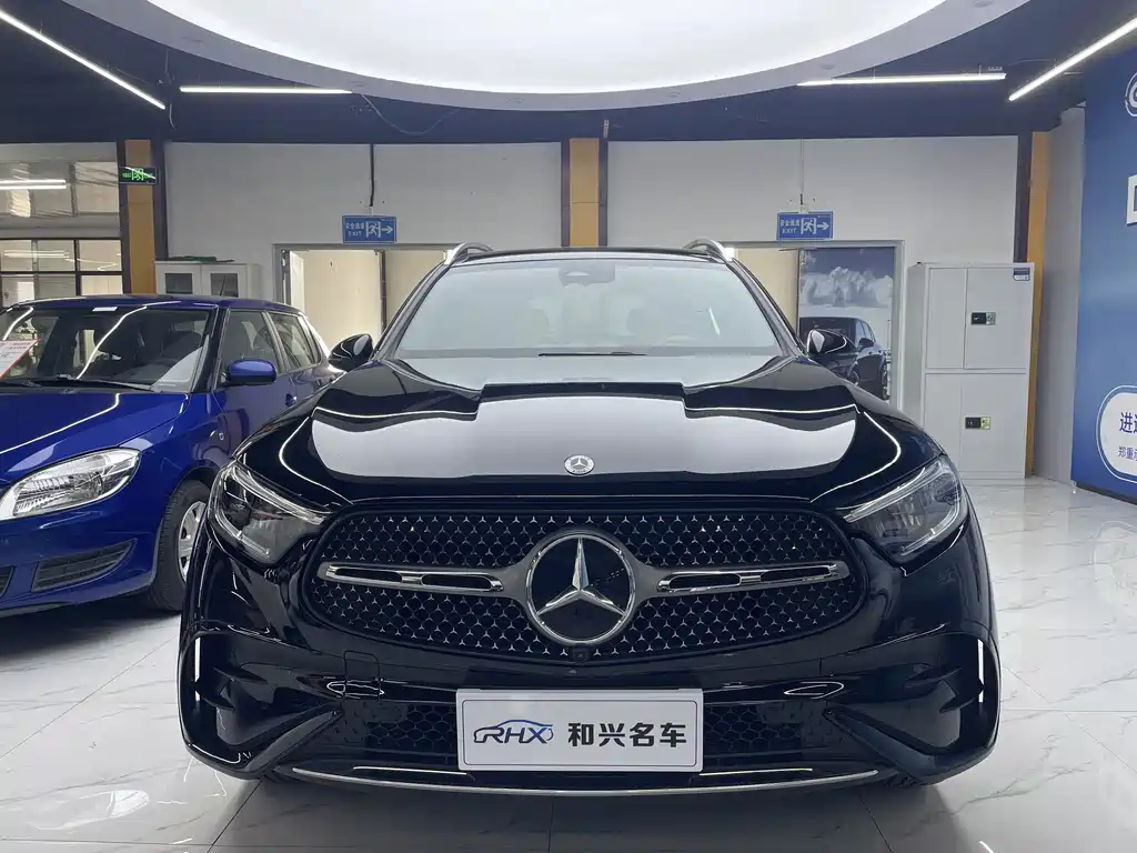 Mercedes-Benz GLC 2025 GLC 300 L 4MATIC 5 мест