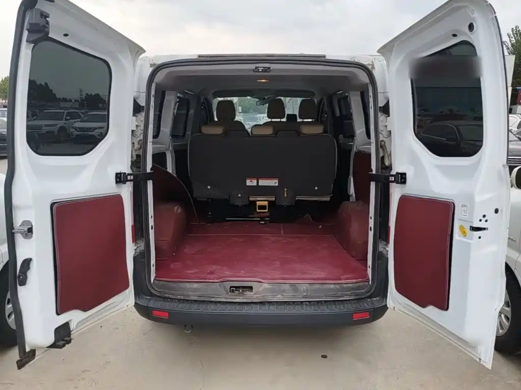 Ford Transit — миниатюра 19