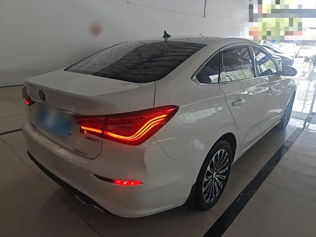 Changan Eado — миниатюра 7