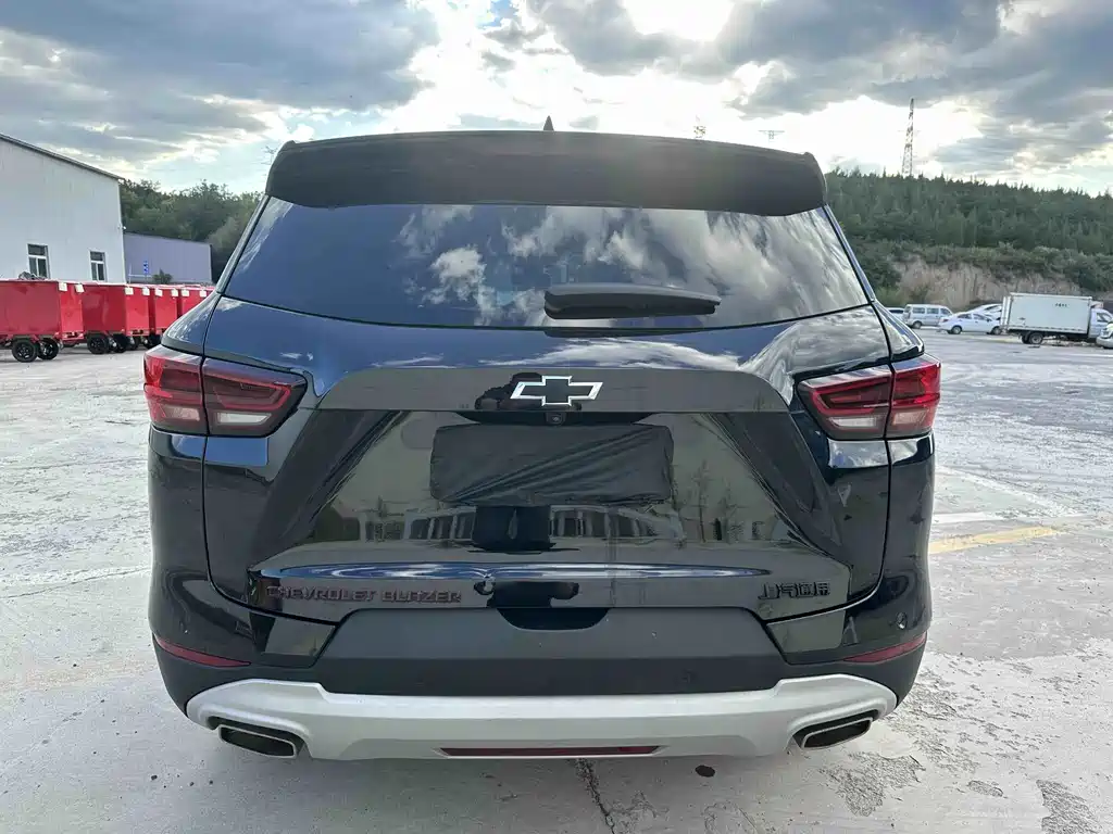 Chevrolet Blazer — миниатюра 15