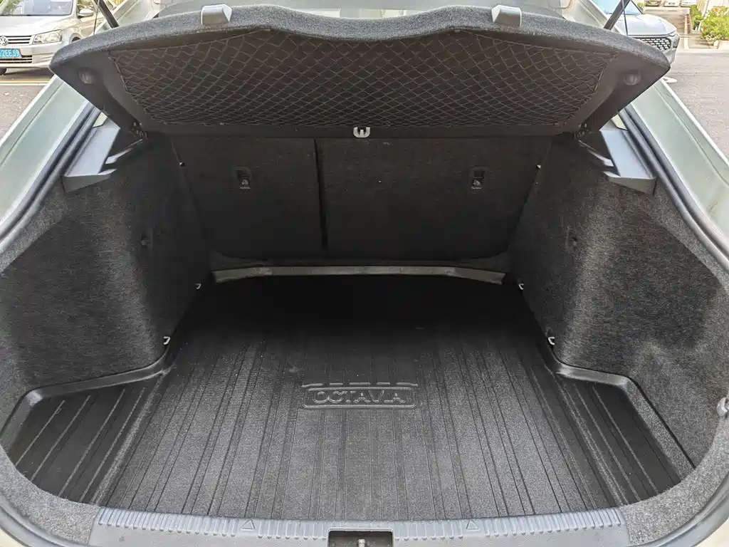 Skoda Octavia — миниатюра 22