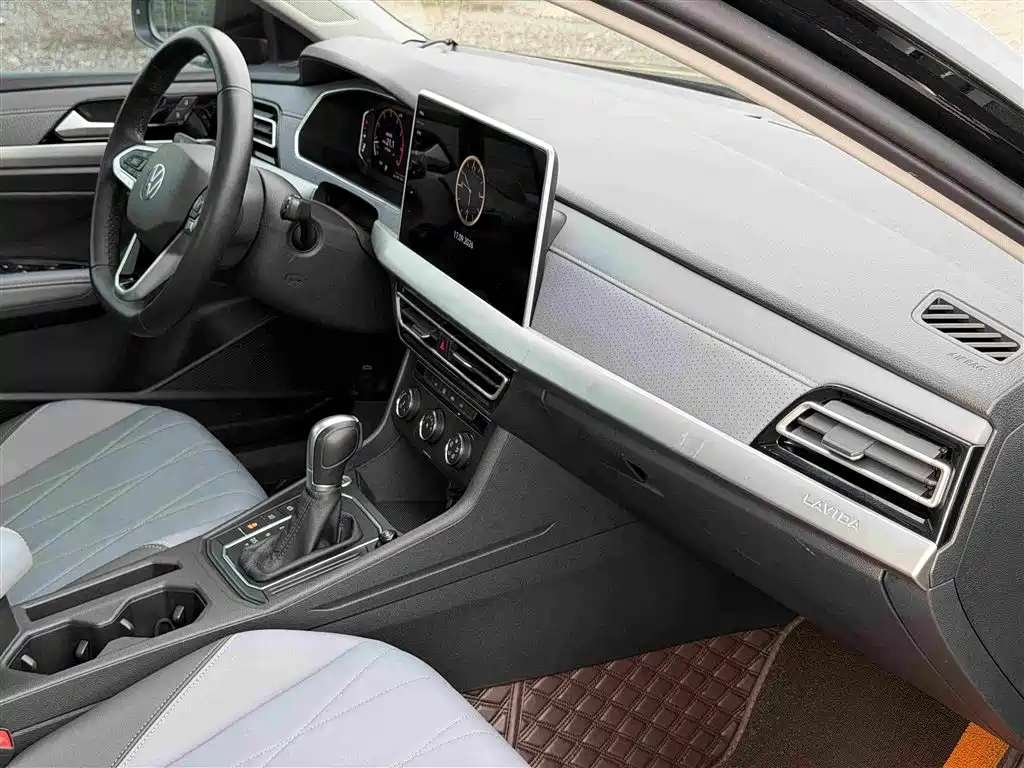 Volkswagen Lavida — миниатюра 12