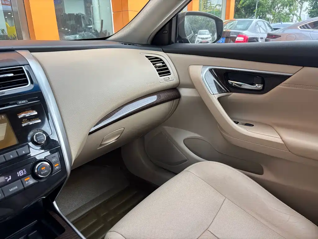 Nissan Teana — миниатюра 27