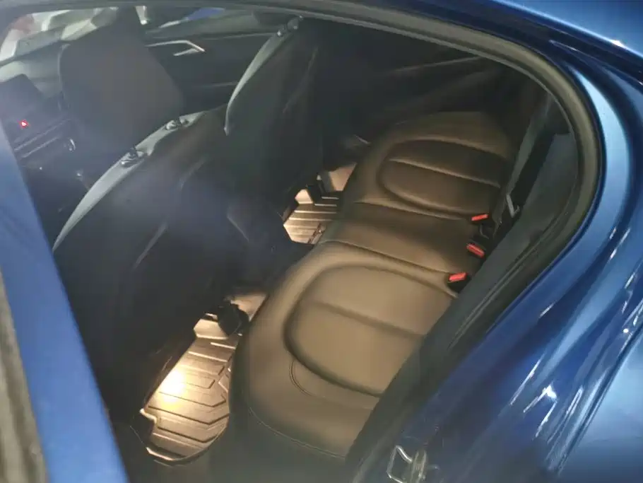 BMW 1 Series — миниатюра 11