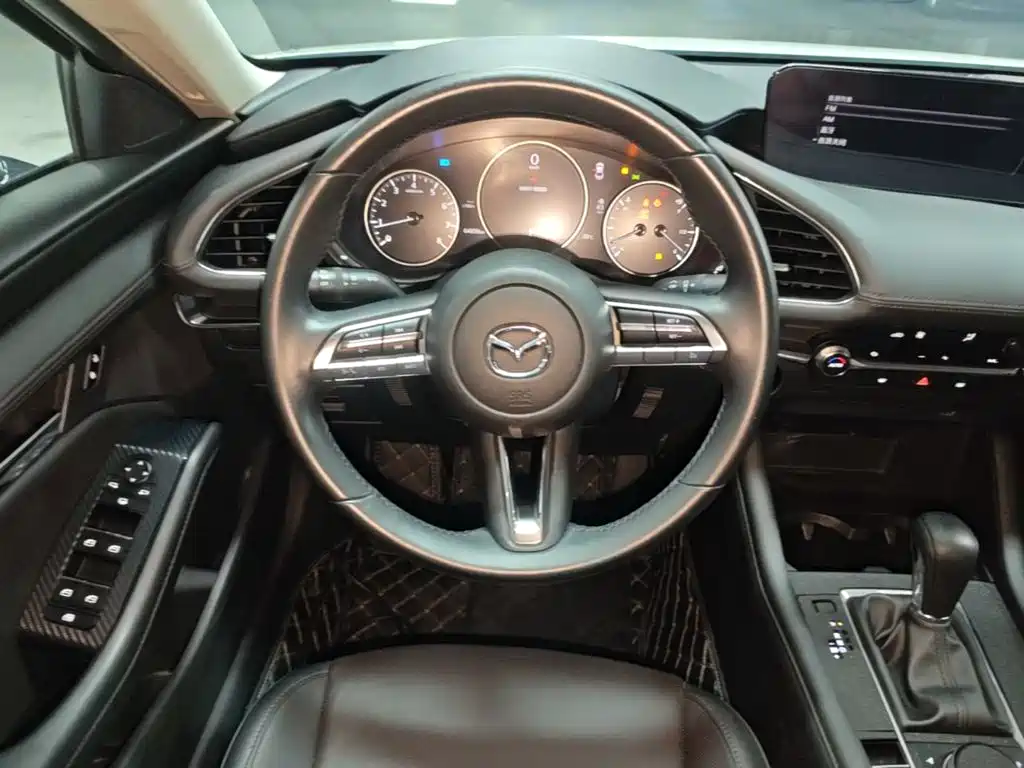 Mazda 3 Axela — миниатюра 11