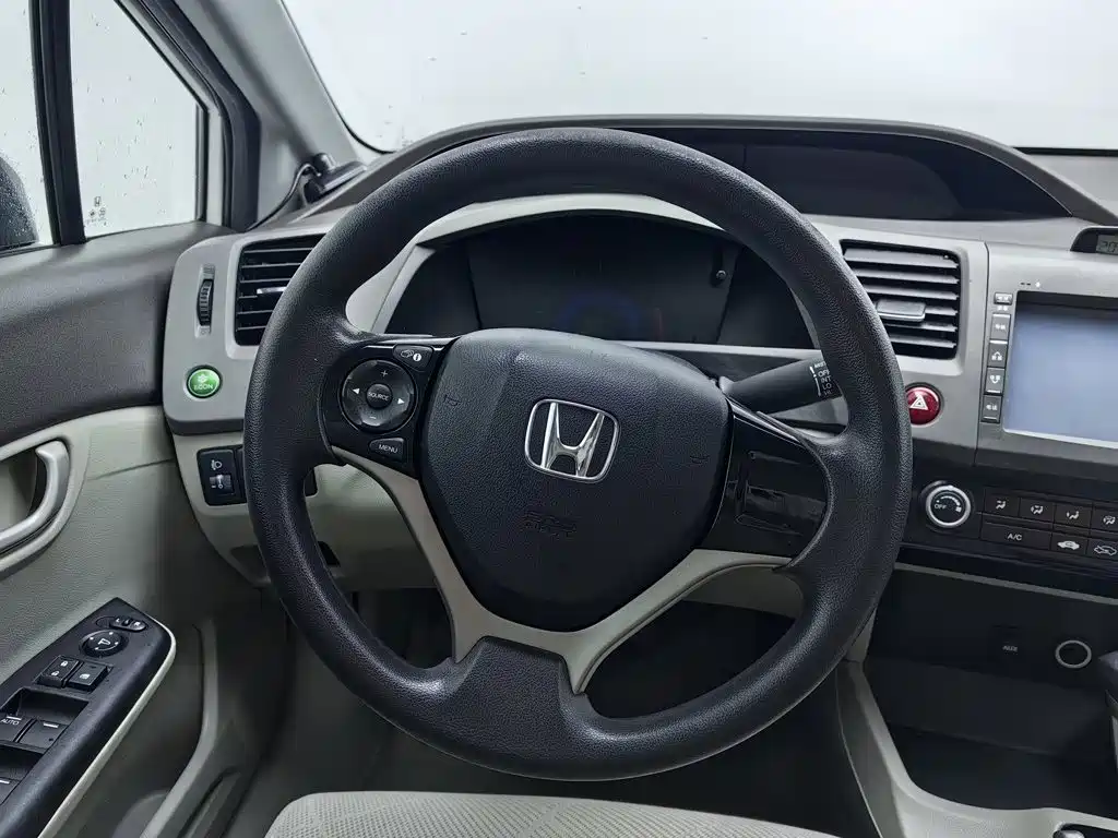 Honda Civic — миниатюра 11