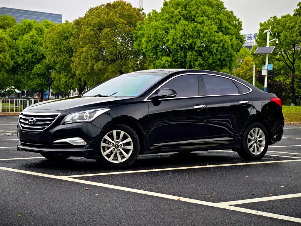 Hyundai Mistra 2015