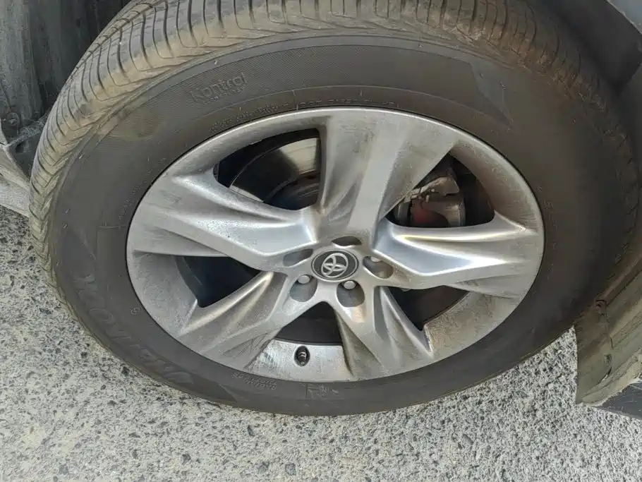 Toyota Highlander — миниатюра 6