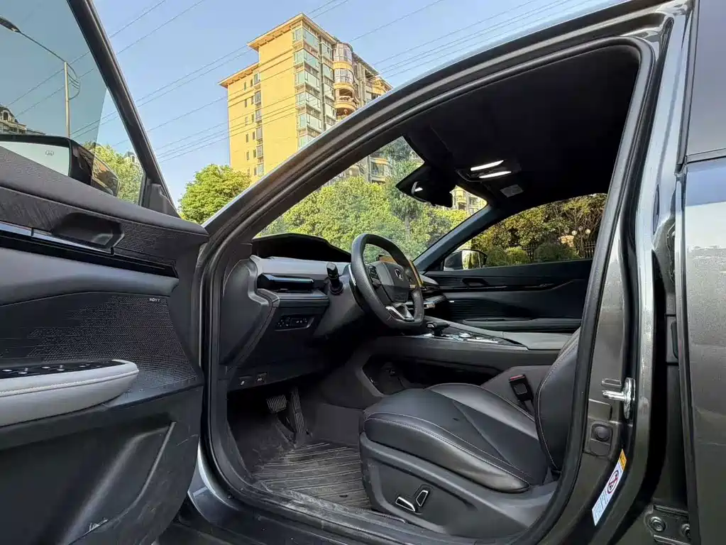 Changan UNI-V — миниатюра 7