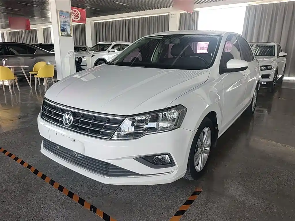 Купить Volkswagen Jetta