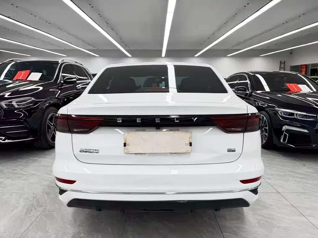 Geely Emgrand — миниатюра 5