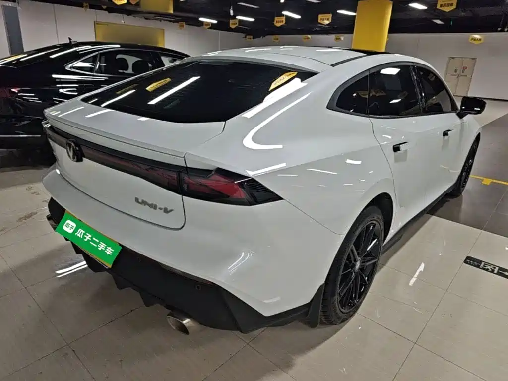 Changan UNI-V — миниатюра 7