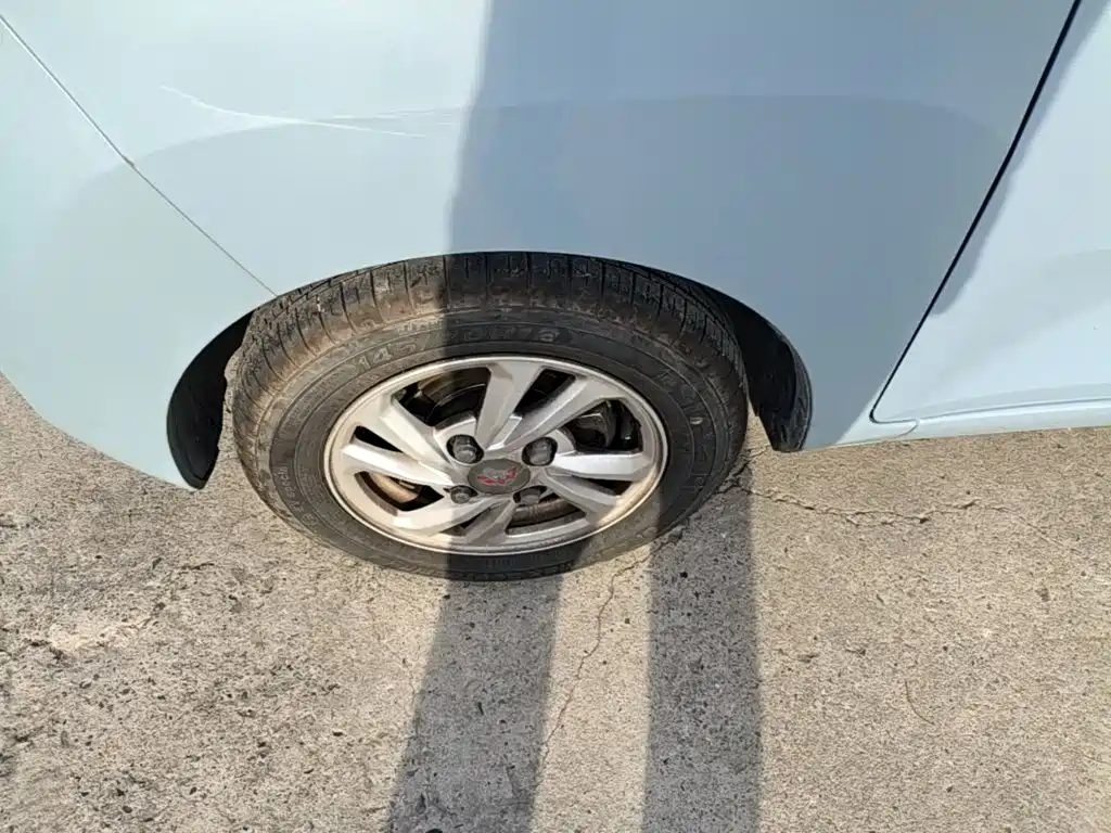 Wuling MINIEV — миниатюра 23