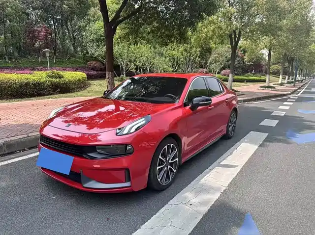 2020 Lynk & Co 03