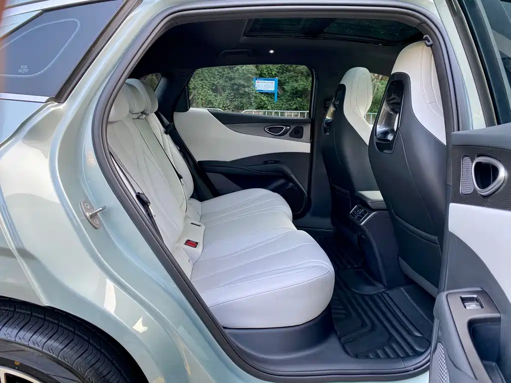BYD Seal 06 — миниатюра 12