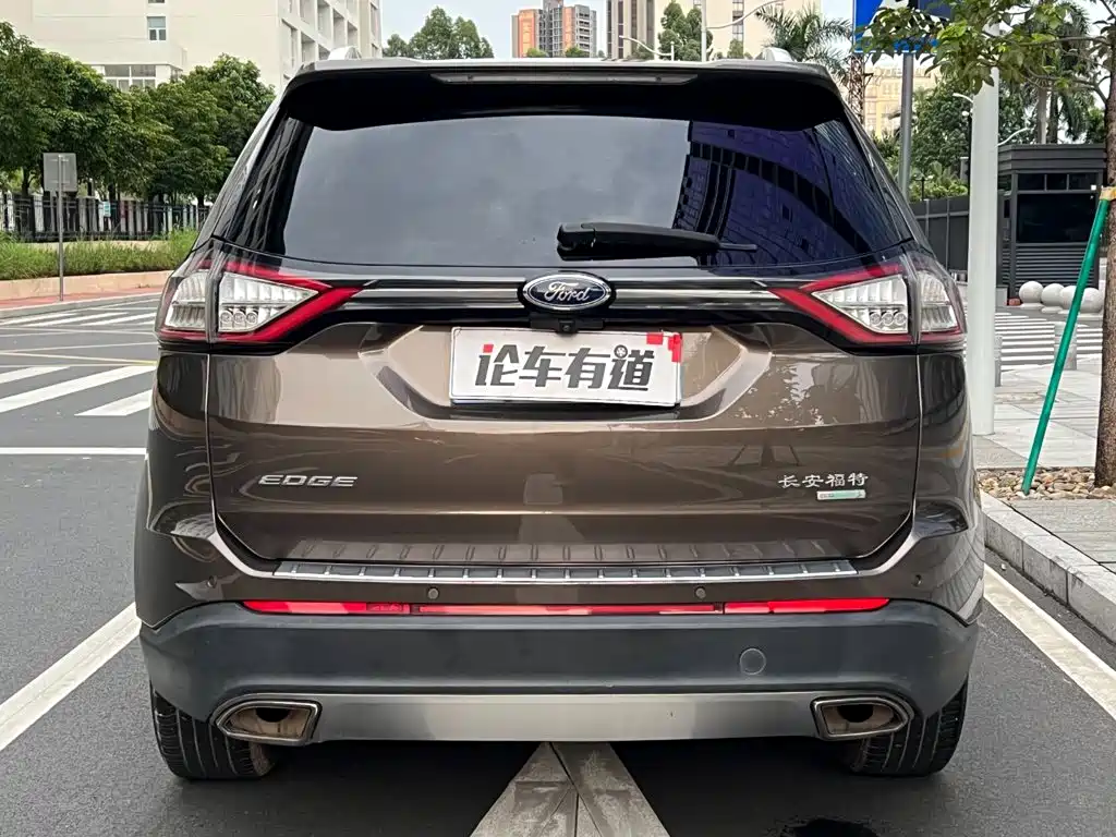 Ford Edge — миниатюра 25
