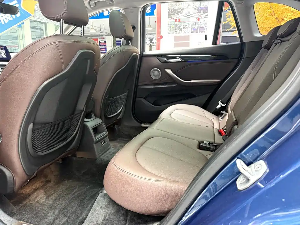 BMW X1 — миниатюра 8