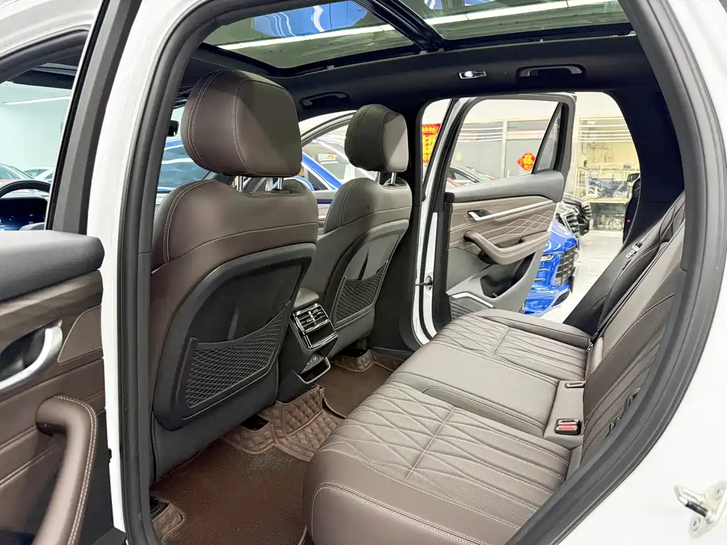 Geely Xingyue L — миниатюра 8
