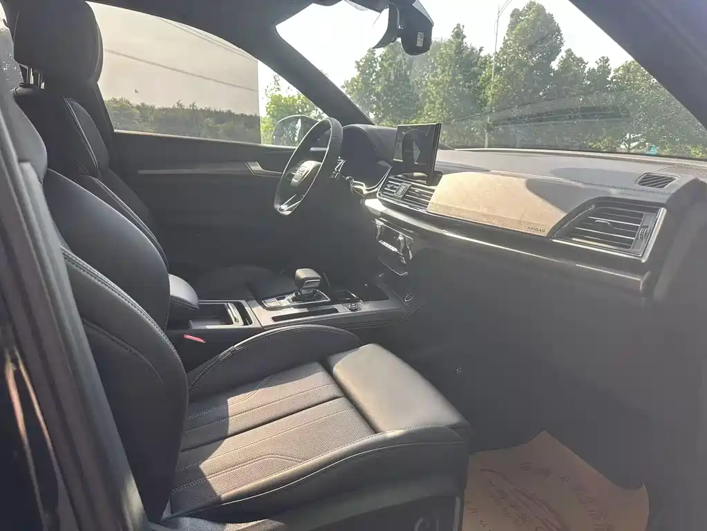 Audi Q5L 2024 40 TFSI Luxury
