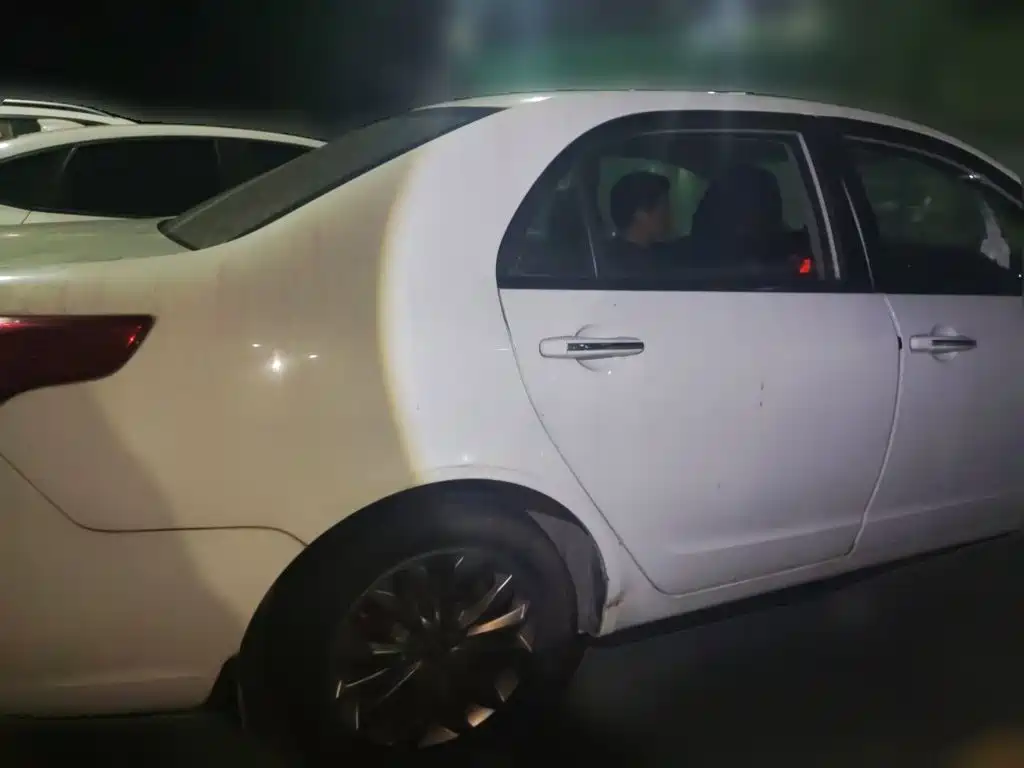 Geely Vision — миниатюра 6