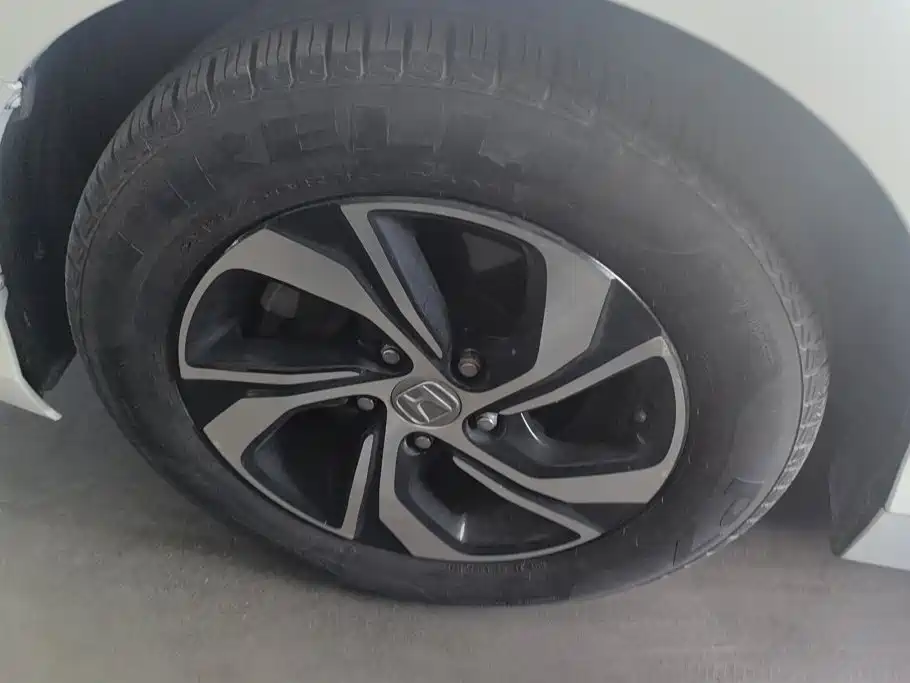 Honda Accord — миниатюра 6