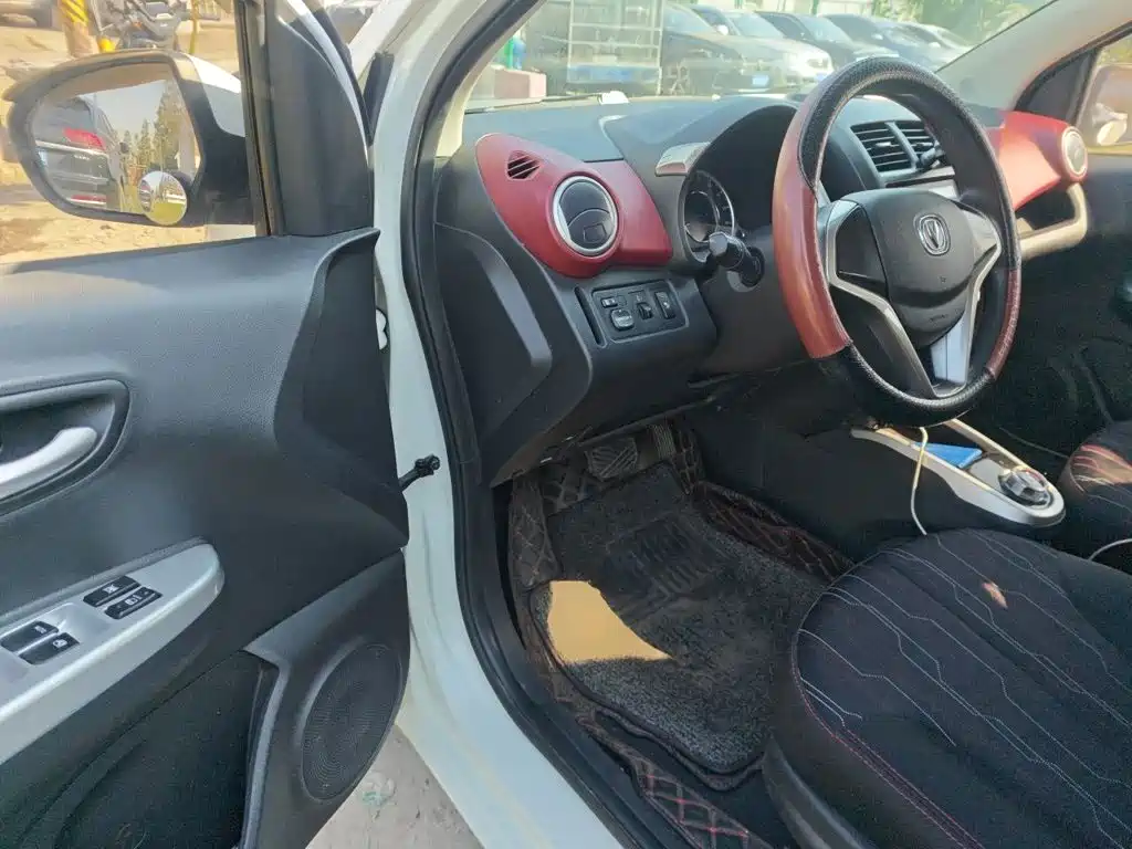 Changan EV — миниатюра 17