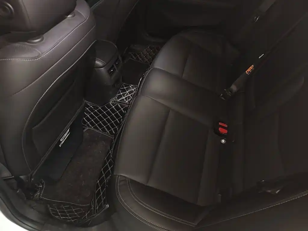 Cadillac CT4 — миниатюра 17
