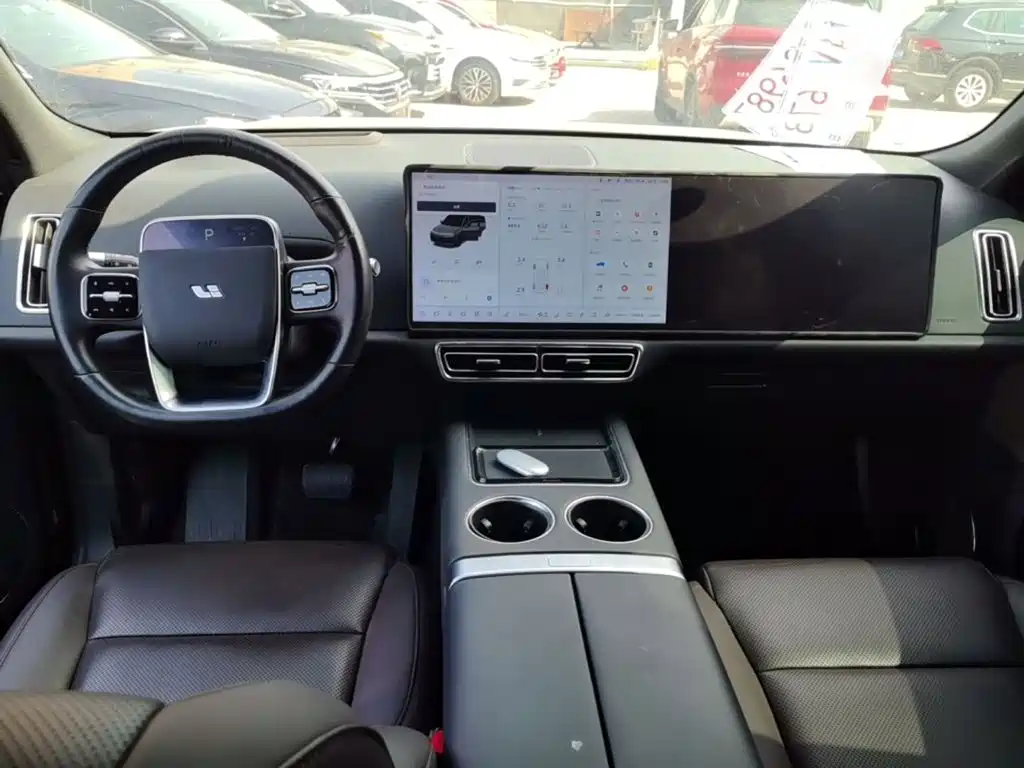 Li Auto Li L8 — миниатюра 10