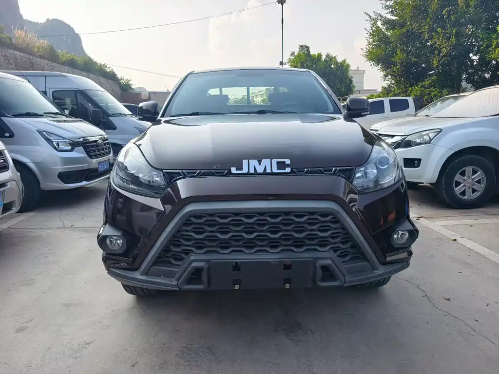 JMC Yuhu 5 — миниатюра 2