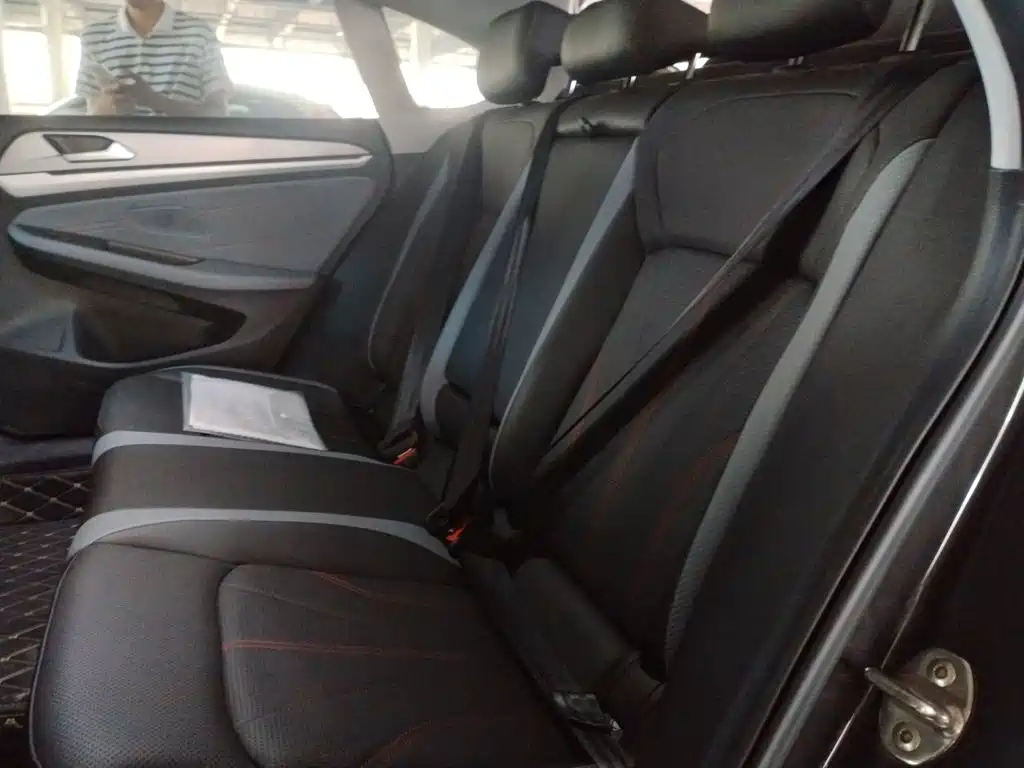 Volkswagen Lamando — миниатюра 15