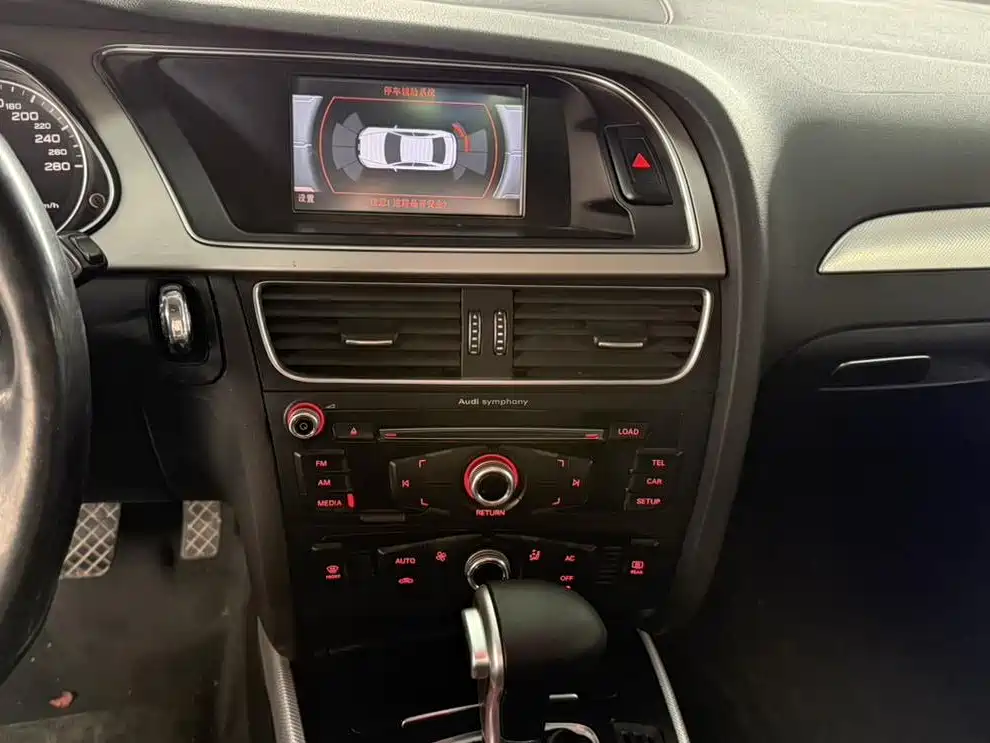 Audi A4L — миниатюра 12