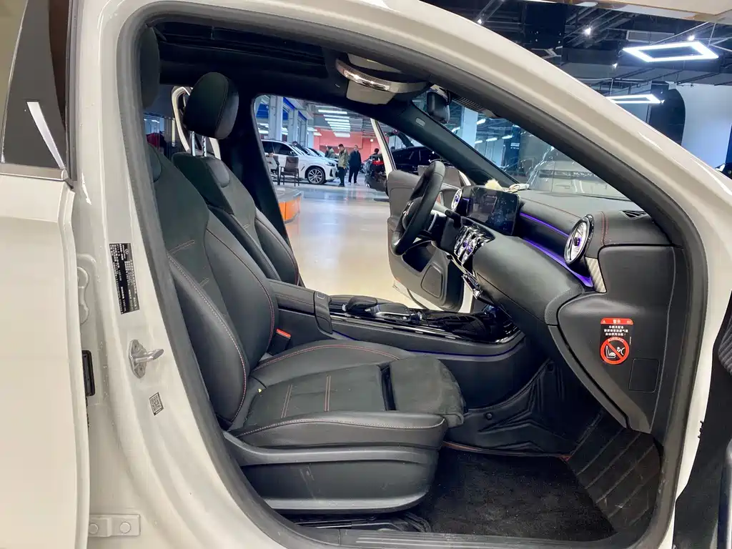 MERCEDES-BENZ A CLASS