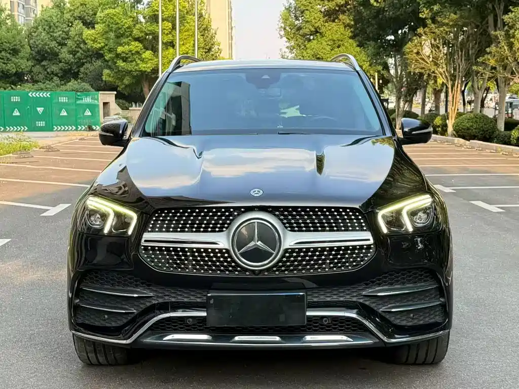 Mercedes-Benz GLE (Import) — миниатюра 2
