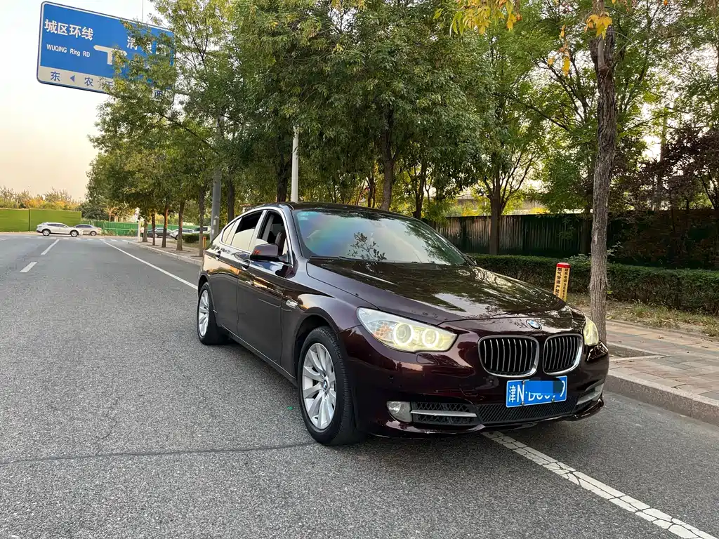 BMW 5 Series GT — миниатюра 2