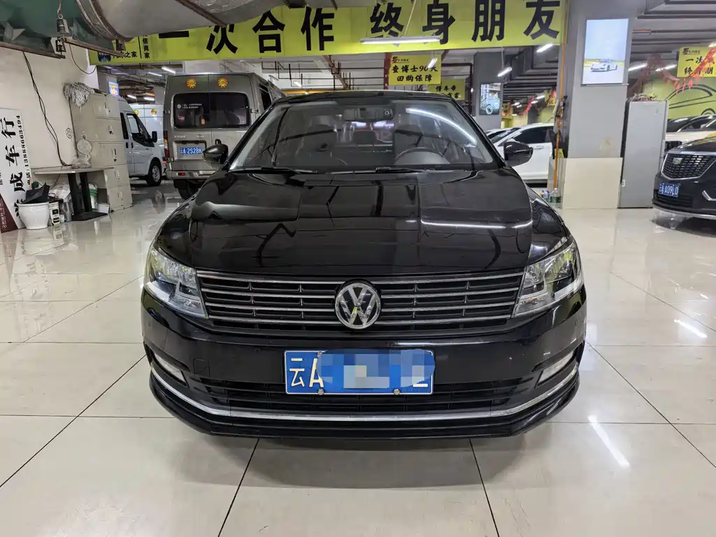 Volkswagen Lavida — миниатюра 2