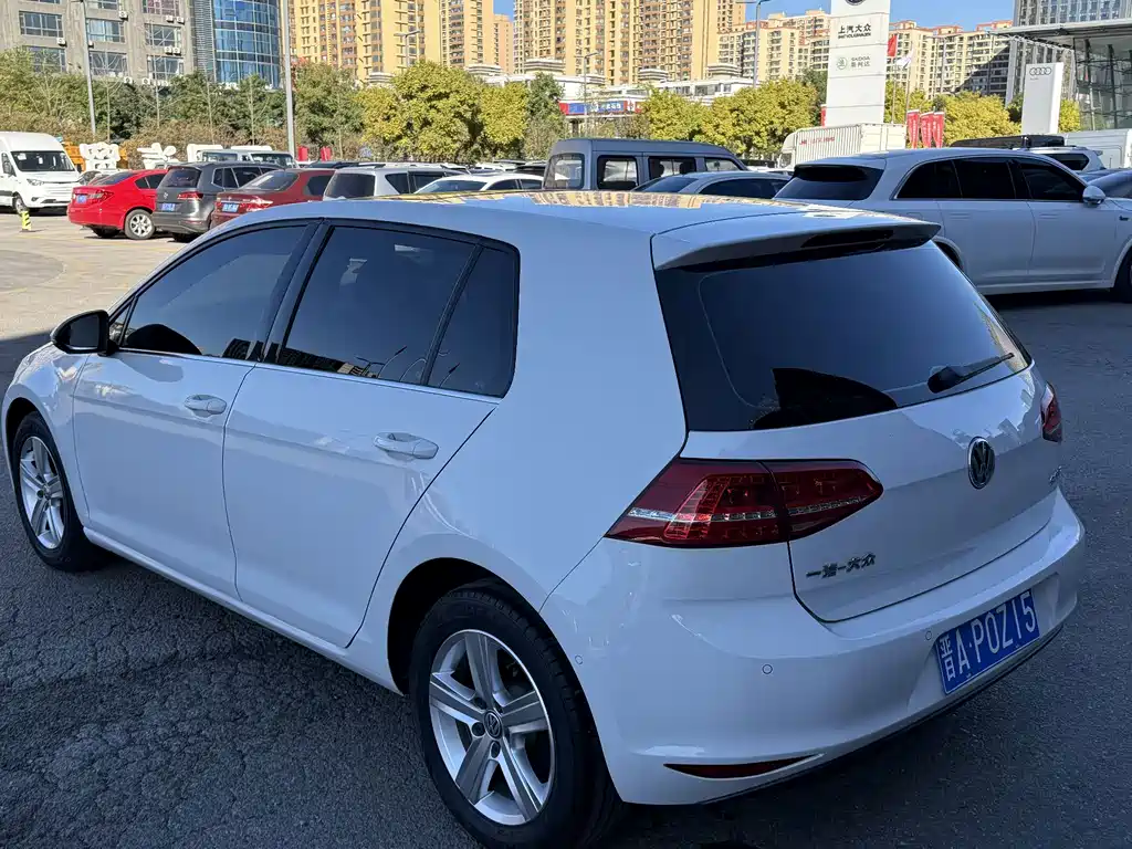 Volkswagen Golf — миниатюра 7