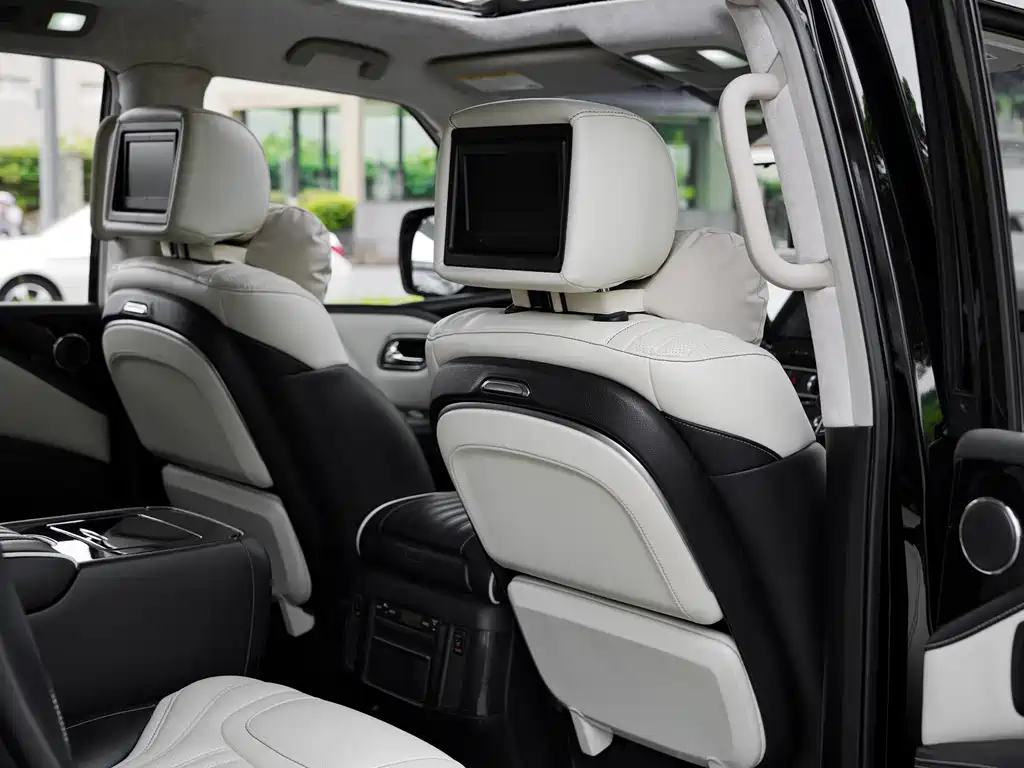 Infiniti QX80 2016 5.6L 4WD