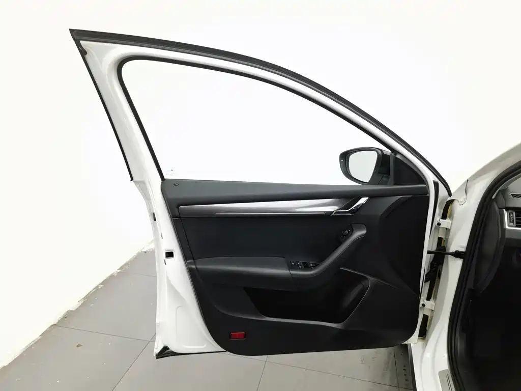 Skoda Octavia — миниатюра 8