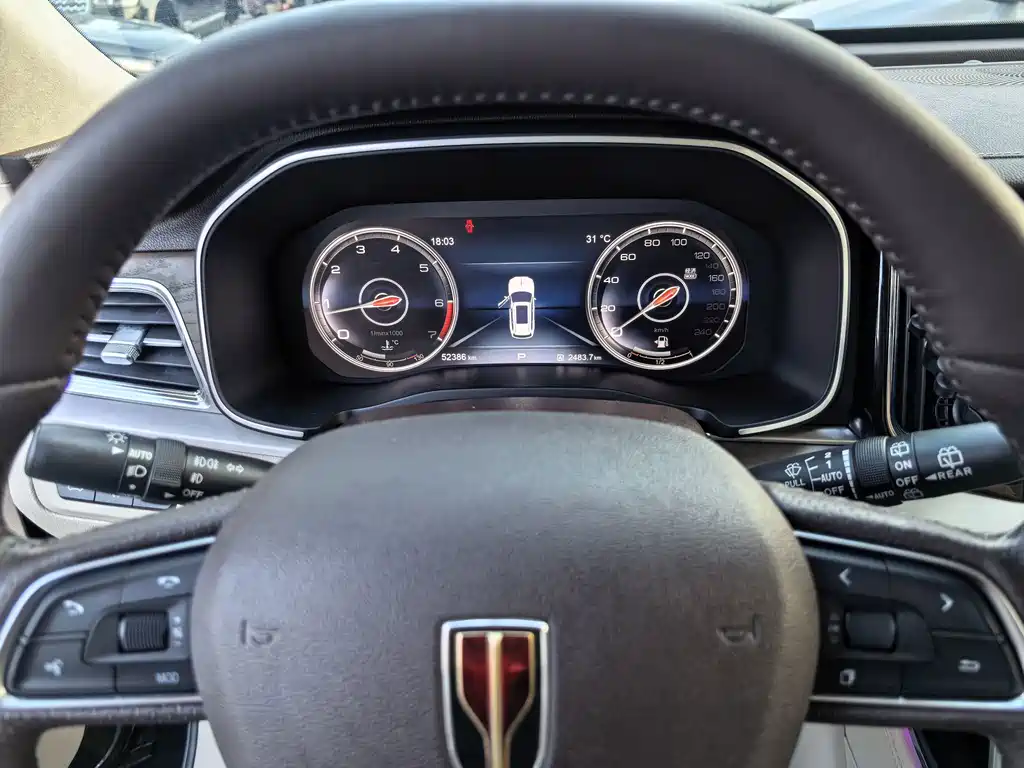 Hongqi Hongqi HS7 — миниатюра 10