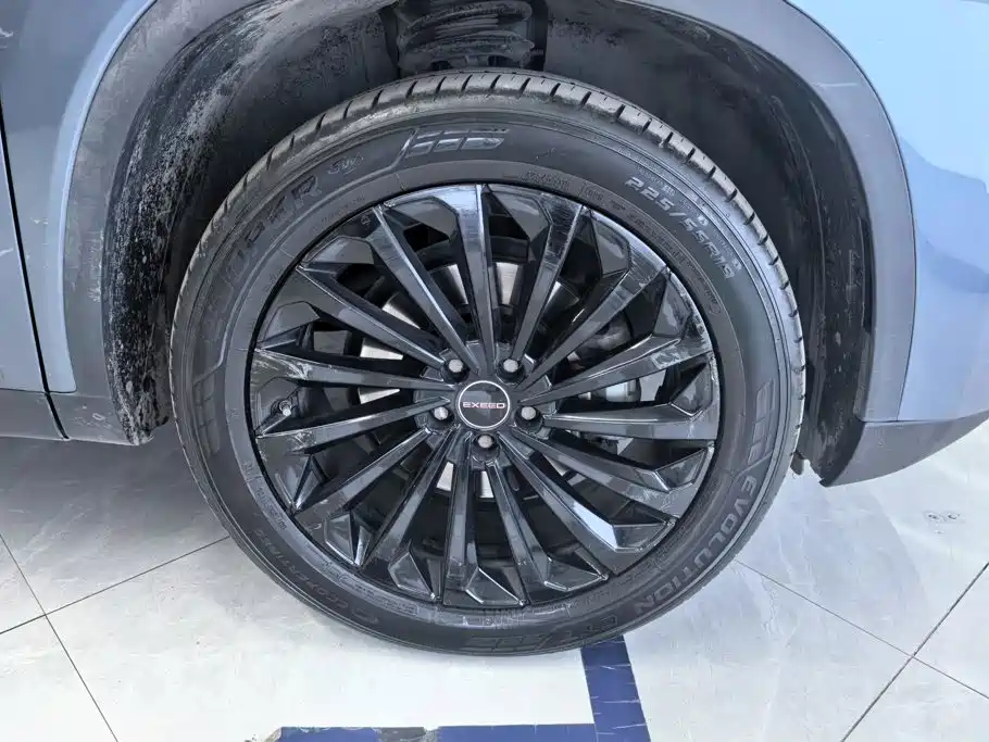 Exeed Lingyun — миниатюра 6