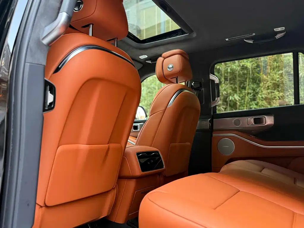 TANK TANK 700 NEW ENERGY