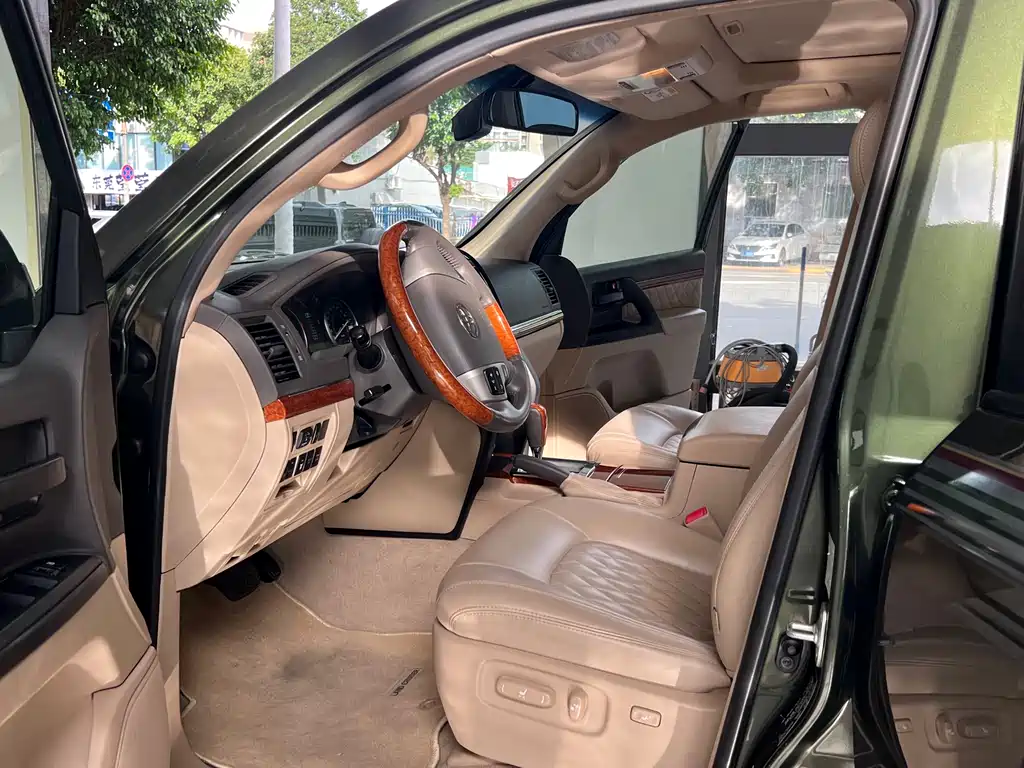 Toyota Land Cruiser 2015 4.0L V6