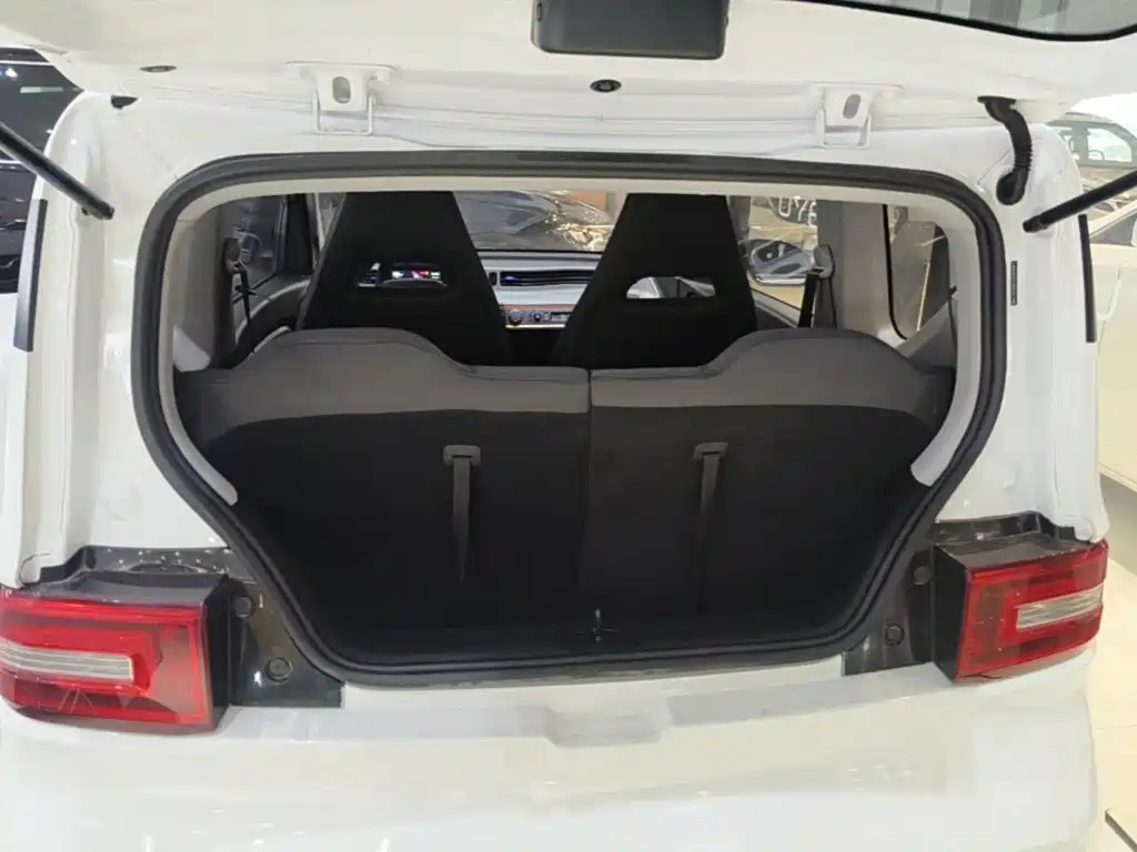 Wuling MINIEV — миниатюра 19