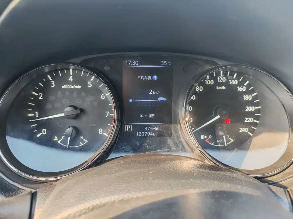 Nissan X-Trail — миниатюра 17